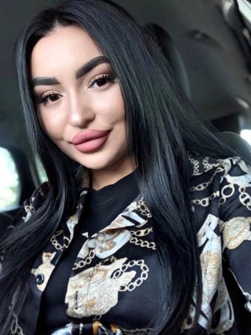 Алина
